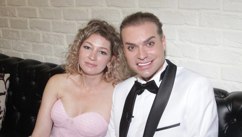 Гоген солнцев гуген солнце. Гогена солнцева. Гоген шоумен. Гоген солнцев. Гоген солнцев последние новости на сегодня.